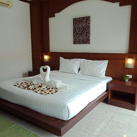 New Forest Patong Exterior photo